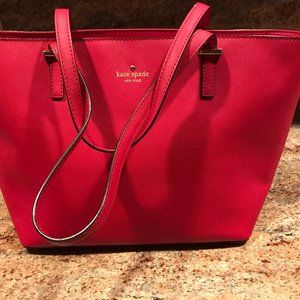 NWT KATE SPADE ZINA LARGE TOTE , like new.